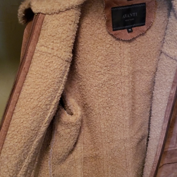 Coat - Picture 4 of 5